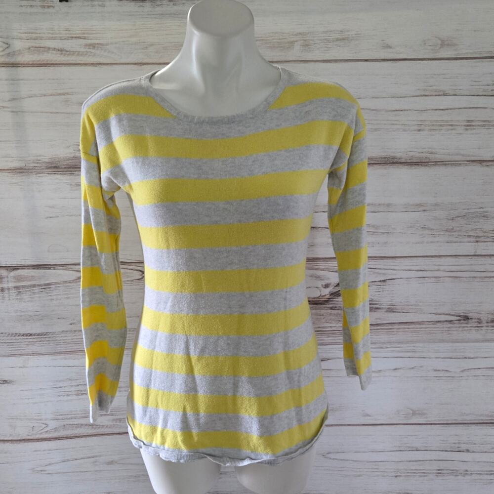 Old Navy Yellow and Gray Stripe Sweater sz Small